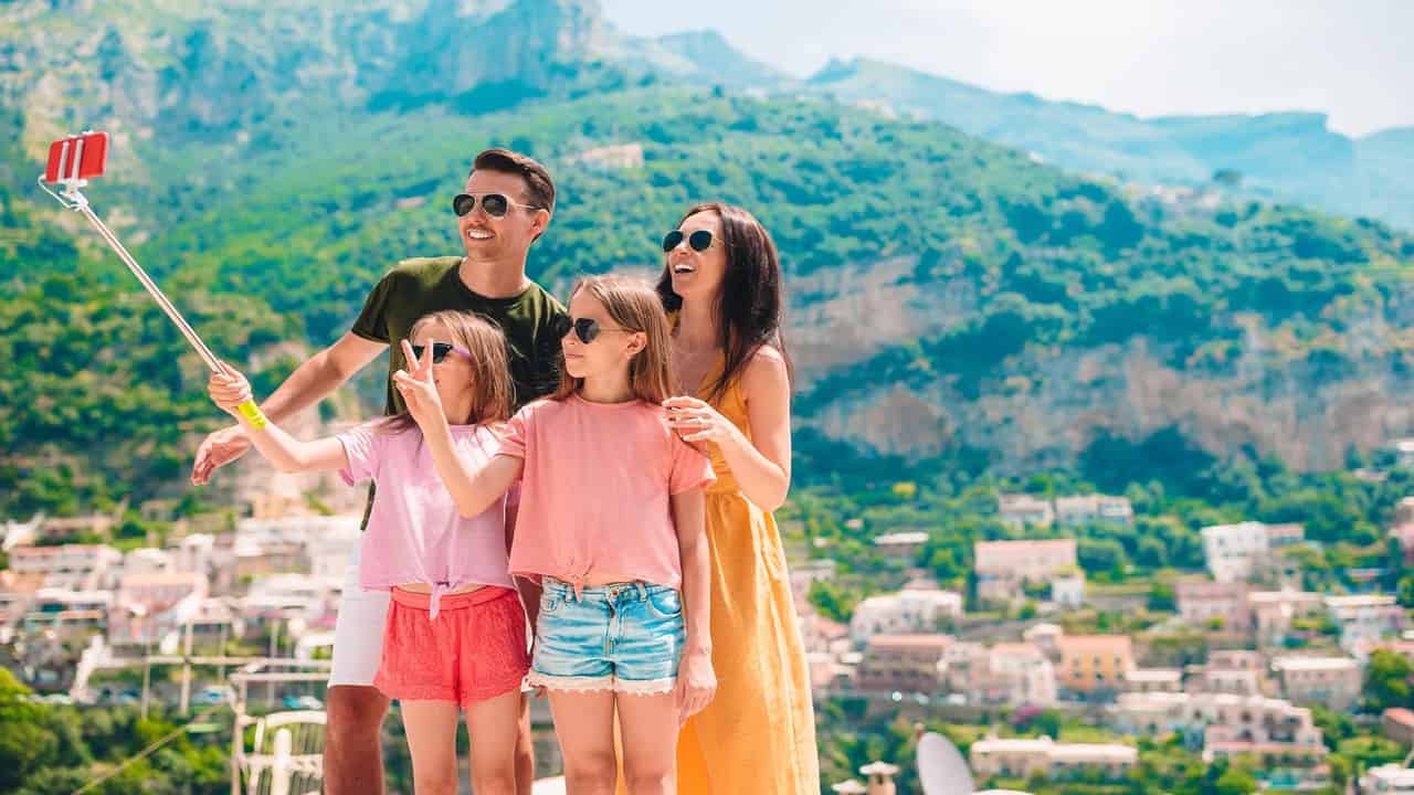 Family Travel in Georgia: Kid-Friendly Destinations and Safety Tips