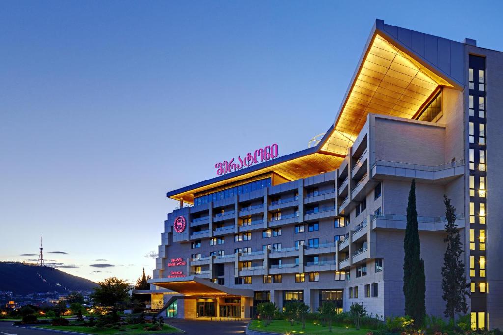 Top 10 Luxury Resorts and Boutique Hotels in Georgia